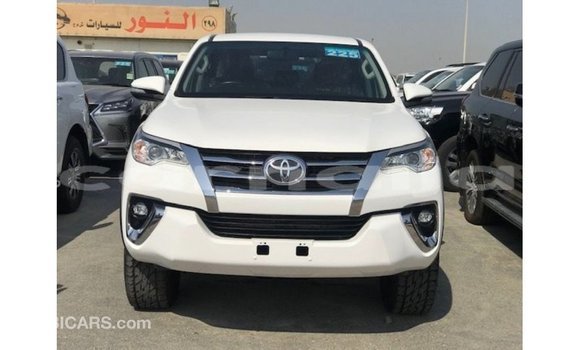 Buy Import Toyota Fortuner White Car in Import - Dubai in Abia State Buy Import Toyota Fortuner White Car in Import - Dubai in Abia State