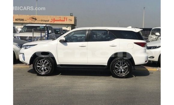 Buy Import Toyota Fortuner White Car in Import - Dubai in Abia State Buy Import Toyota Fortuner White Car in Import - Dubai in Abia State