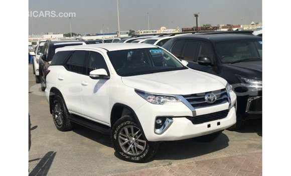 Buy Import Toyota Fortuner White Car in Import - Dubai in Abia State Buy Import Toyota Fortuner White Car in Import - Dubai in Abia State