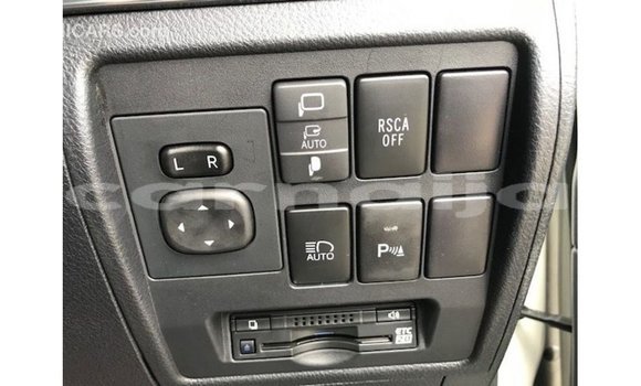 Buy Import Toyota Land Cruiser White Car in Import - Dubai in Abia State Buy Import Toyota Land Cruiser White Car in Import - Dubai in Abia State