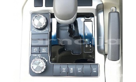 Buy Import Toyota Land Cruiser White Car in Import - Dubai in Abia State Buy Import Toyota Land Cruiser White Car in Import - Dubai in Abia State