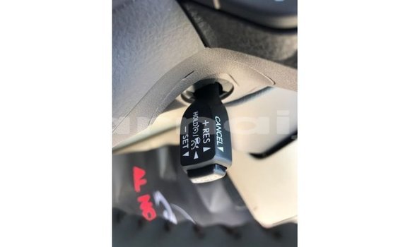 Buy Import Toyota Land Cruiser White Car in Import - Dubai in Abia State Buy Import Toyota Land Cruiser White Car in Import - Dubai in Abia State