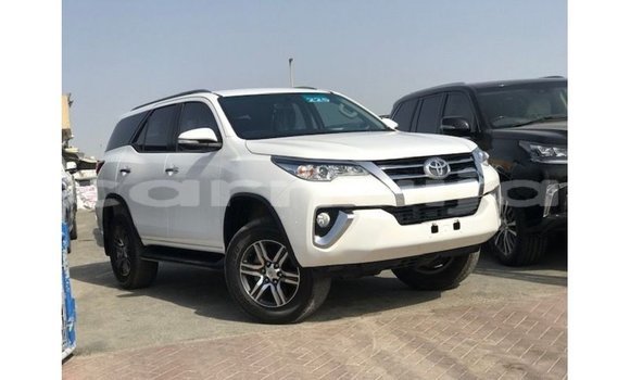 Buy Import Toyota Fortuner White Car in Import - Dubai in Abia State Buy Import Toyota Fortuner White Car in Import - Dubai in Abia State