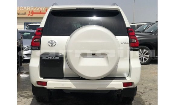 Acheter Import Voiture Toyota Prado Blanc à Import - Dubai, État d'Abia Acheter Import Voiture Toyota Prado Blanc à Import - Dubai, État d'Abia