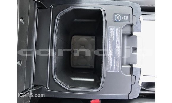 Buy Import Toyota Land Cruiser White Car in Import - Dubai in Abia State Buy Import Toyota Land Cruiser White Car in Import - Dubai in Abia State