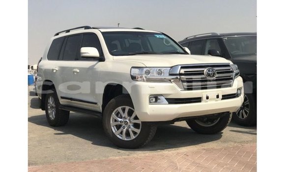 Buy Import Toyota Land Cruiser White Car in Import - Dubai in Abia State