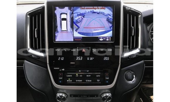 Buy Import Toyota Land Cruiser White Car in Import - Dubai in Abia State Buy Import Toyota Land Cruiser White Car in Import - Dubai in Abia State