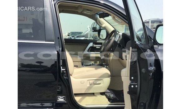 Acheter Import Voiture Toyota Land Cruiser Noir à Import - Dubai, État d'Abia Acheter Import Voiture Toyota Land Cruiser Noir à Import - Dubai, État d'Abia