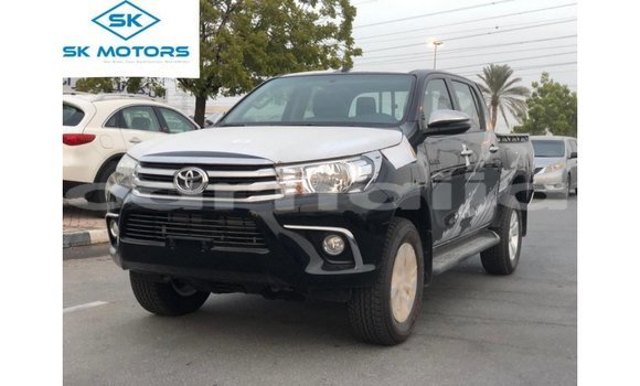Acheter Import Voiture Toyota Hilux Noir à Import - Dubai, État d'Abia Acheter Import Voiture Toyota Hilux Noir à Import - Dubai, État d'Abia