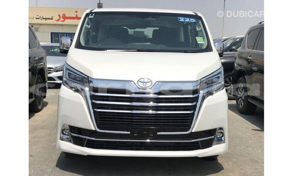 Buy Import Toyota Granvia White Car in Import - Dubai in Abia State Buy Import Toyota Granvia White Car in Import - Dubai in Abia State