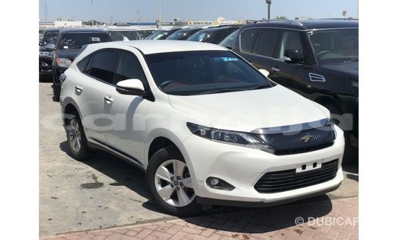 Acheter Import Voiture Toyota Harrier Blanc à Import - Dubai, État d'Abia Acheter Import Voiture Toyota Harrier Blanc à Import - Dubai, État d'Abia