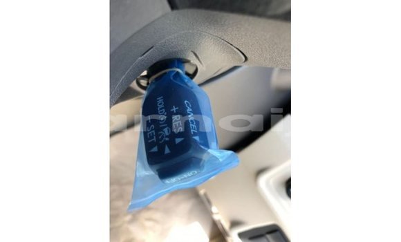 Acheter Import Voiture Toyota Prado Blanc à Import - Dubai, État d'Abia Acheter Import Voiture Toyota Prado Blanc à Import - Dubai, État d'Abia