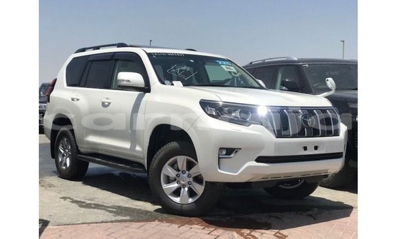 Acheter Import Voiture Toyota Prado Blanc à Import - Dubai, État d'Abia Acheter Import Voiture Toyota Prado Blanc à Import - Dubai, État d'Abia