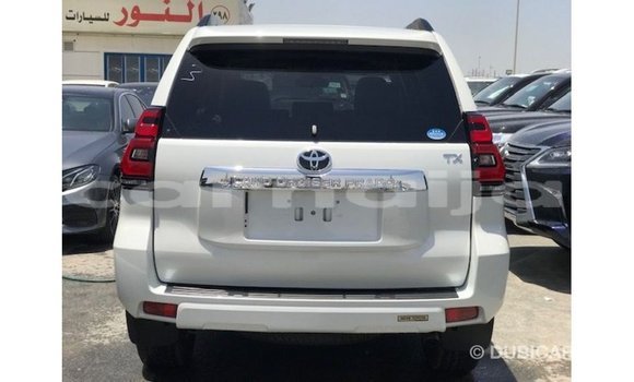 Acheter Import Voiture Toyota Prado Blanc à Import - Dubai, État d'Abia Acheter Import Voiture Toyota Prado Blanc à Import - Dubai, État d'Abia