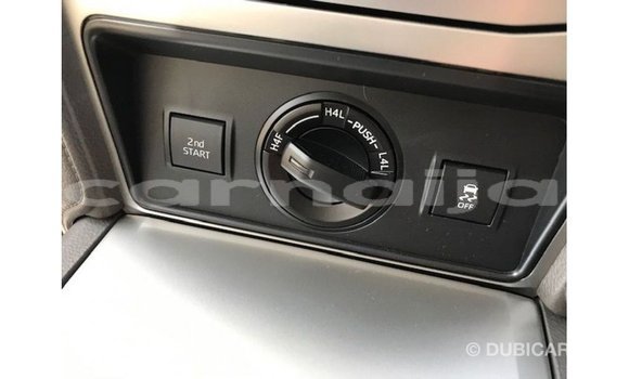 Acheter Import Voiture Toyota Prado Blanc à Import - Dubai, État d'Abia Acheter Import Voiture Toyota Prado Blanc à Import - Dubai, État d'Abia