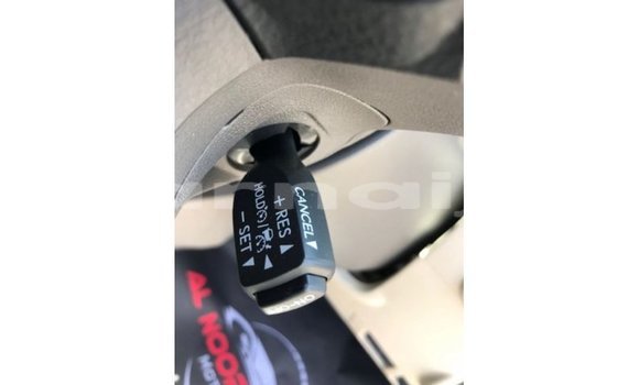 Acheter Import Voiture Toyota Prado Blanc à Import - Dubai, État d'Abia Acheter Import Voiture Toyota Prado Blanc à Import - Dubai, État d'Abia