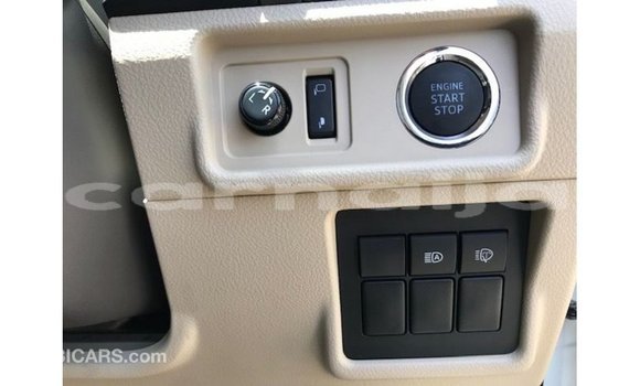 Acheter Import Voiture Toyota Prado Blanc à Import - Dubai, État d'Abia Acheter Import Voiture Toyota Prado Blanc à Import - Dubai, État d'Abia
