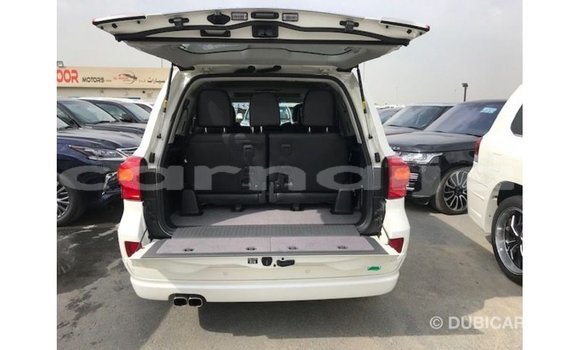 Buy Import Toyota Land Cruiser White Car in Import - Dubai in Abia State Buy Import Toyota Land Cruiser White Car in Import - Dubai in Abia State