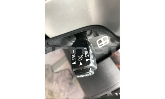 Buy Import Toyota Land Cruiser White Car in Import - Dubai in Abia State Buy Import Toyota Land Cruiser White Car in Import - Dubai in Abia State