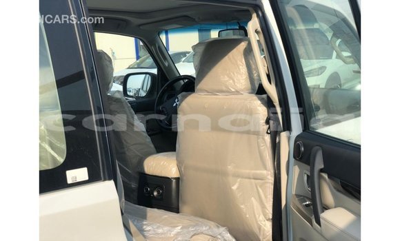 Buy Import Mitsubishi Pajero White Car in Import - Dubai in Abia State Buy Import Mitsubishi Pajero White Car in Import - Dubai in Abia State