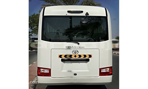 Buy Import Toyota Coaster White Car in Import - Dubai in Abia State Buy Import Toyota Coaster White Car in Import - Dubai in Abia State
