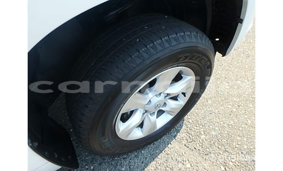 Acheter Import Voiture Toyota Prado Blanc à Import - Dubai, État d'Abia Acheter Import Voiture Toyota Prado Blanc à Import - Dubai, État d'Abia
