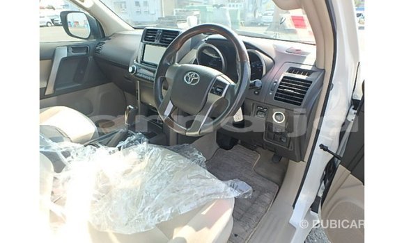 Acheter Import Voiture Toyota Prado Blanc à Import - Dubai, État d'Abia Acheter Import Voiture Toyota Prado Blanc à Import - Dubai, État d'Abia