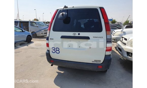 Buy Import Toyota HiAce White Truck in Import - Dubai in Abia State Buy Import Toyota HiAce White Truck in Import - Dubai in Abia State