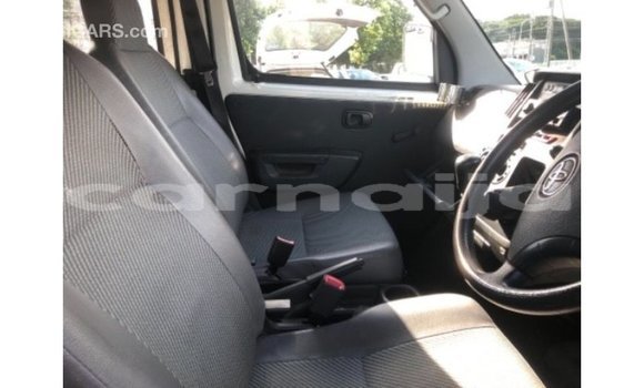 Buy Import Toyota HiAce White Truck in Import - Dubai in Abia State Buy Import Toyota HiAce White Truck in Import - Dubai in Abia State