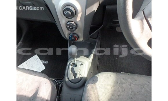 Acheter Import Voiture Toyota Vitz Rouge à Import - Dubai, État d'Abia Acheter Import Voiture Toyota Vitz Rouge à Import - Dubai, État d'Abia