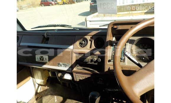 Acheter Import Utilitaire Toyota Dyna Blanc à Import - Dubai, État d'Abia Acheter Import Utilitaire Toyota Dyna Blanc à Import - Dubai, État d'Abia