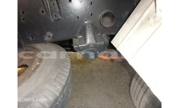 Acheter Import Utilitaire Toyota Dyna Blanc à Import - Dubai, État d'Abia Acheter Import Utilitaire Toyota Dyna Blanc à Import - Dubai, État d'Abia