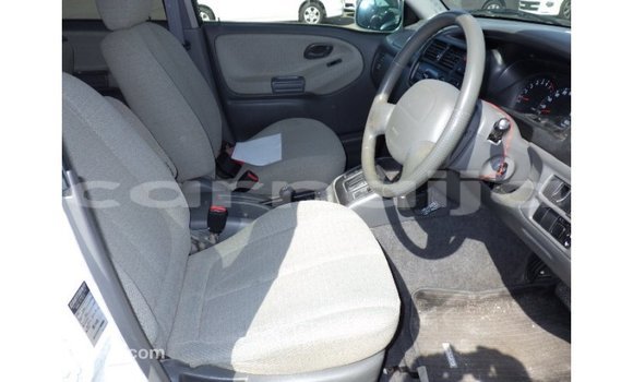 Buy Import Suzuki Escudo White Car in Import - Dubai in Abia State Buy Import Suzuki Escudo White Car in Import - Dubai in Abia State