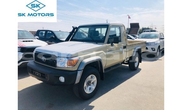Buy Import Toyota Land Cruiser Beige Car in Import - Dubai in Abia State Buy Import Toyota Land Cruiser Beige Car in Import - Dubai in Abia State