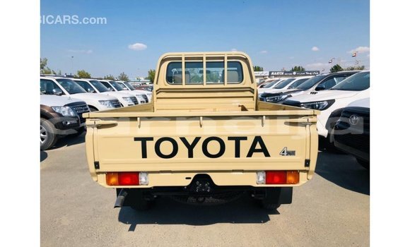 Buy Import Toyota Land Cruiser Beige Car in Import - Dubai in Abia State Buy Import Toyota Land Cruiser Beige Car in Import - Dubai in Abia State