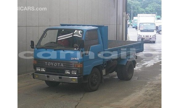 Buy Import Toyota Dyna Blue Truck in Import - Dubai in Abia State Buy Import Toyota Dyna Blue Truck in Import - Dubai in Abia State
