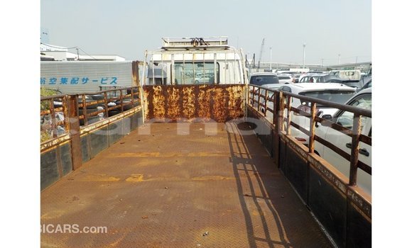 Acheter Import Voiture Isuzu Rodeo Blanc à Import - Dubai, État d'Abia Acheter Import Voiture Isuzu Rodeo Blanc à Import - Dubai, État d'Abia