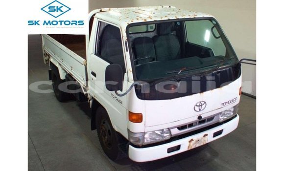 Buy Import Toyota Dyna White Truck in Import - Dubai in Abia State