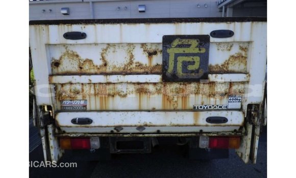 Buy Import Toyota Dyna White Truck in Import - Dubai in Abia State Buy Import Toyota Dyna White Truck in Import - Dubai in Abia State