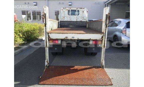 Buy Import Toyota Dyna White Truck in Import - Dubai in Abia State Buy Import Toyota Dyna White Truck in Import - Dubai in Abia State