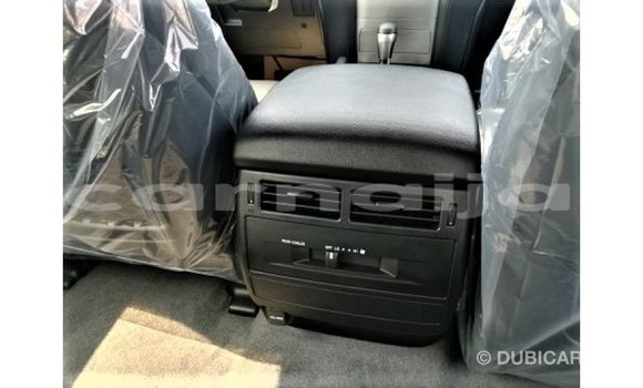 Buy Import Toyota Land Cruiser White Car in Import - Dubai in Abia State Buy Import Toyota Land Cruiser White Car in Import - Dubai in Abia State