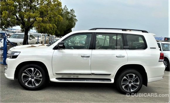 Buy Import Toyota Land Cruiser White Car in Import - Dubai in Abia State Buy Import Toyota Land Cruiser White Car in Import - Dubai in Abia State