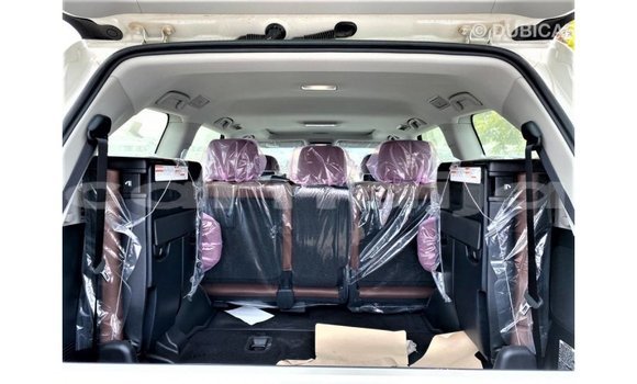 Buy Import Toyota Land Cruiser White Car in Import - Dubai in Abia State Buy Import Toyota Land Cruiser White Car in Import - Dubai in Abia State
