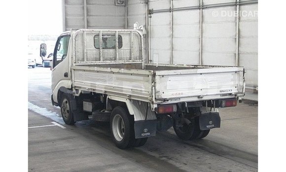 Buy Import Toyota HiAce White Truck in Import - Dubai in Abia State Buy Import Toyota HiAce White Truck in Import - Dubai in Abia State