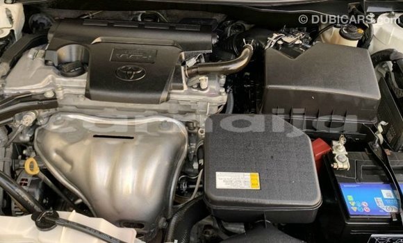 Buy Import Toyota Camry White Car in Import - Dubai in Abia State Buy Import Toyota Camry White Car in Import - Dubai in Abia State