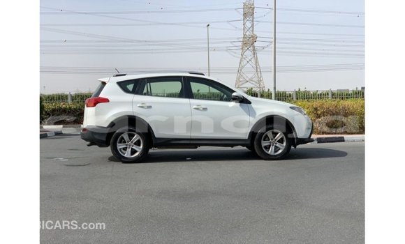 Buy Import Toyota HiAce White Truck in Import - Dubai in Abia State Buy Import Toyota HiAce White Truck in Import - Dubai in Abia State