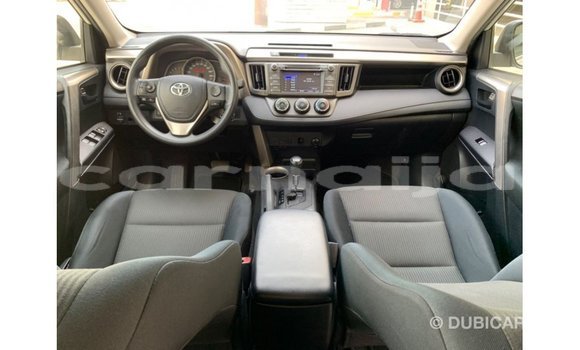 Buy Import Toyota HiAce White Truck in Import - Dubai in Abia State Buy Import Toyota HiAce White Truck in Import - Dubai in Abia State