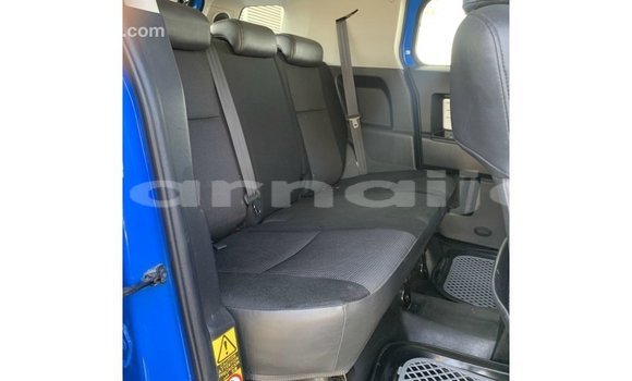 Buy Import Toyota FJ Cruiser Blue Car in Import - Dubai in Abia State Buy Import Toyota FJ Cruiser Blue Car in Import - Dubai in Abia State