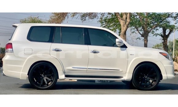 Buy Import Lexus LX White Car in Import - Dubai in Abia State Buy Import Lexus LX White Car in Import - Dubai in Abia State