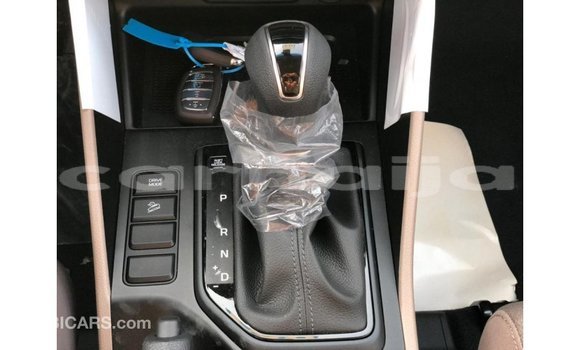 Buy Import Hyundai Tucson White Car in Import - Dubai in Abia State Buy Import Hyundai Tucson White Car in Import - Dubai in Abia State